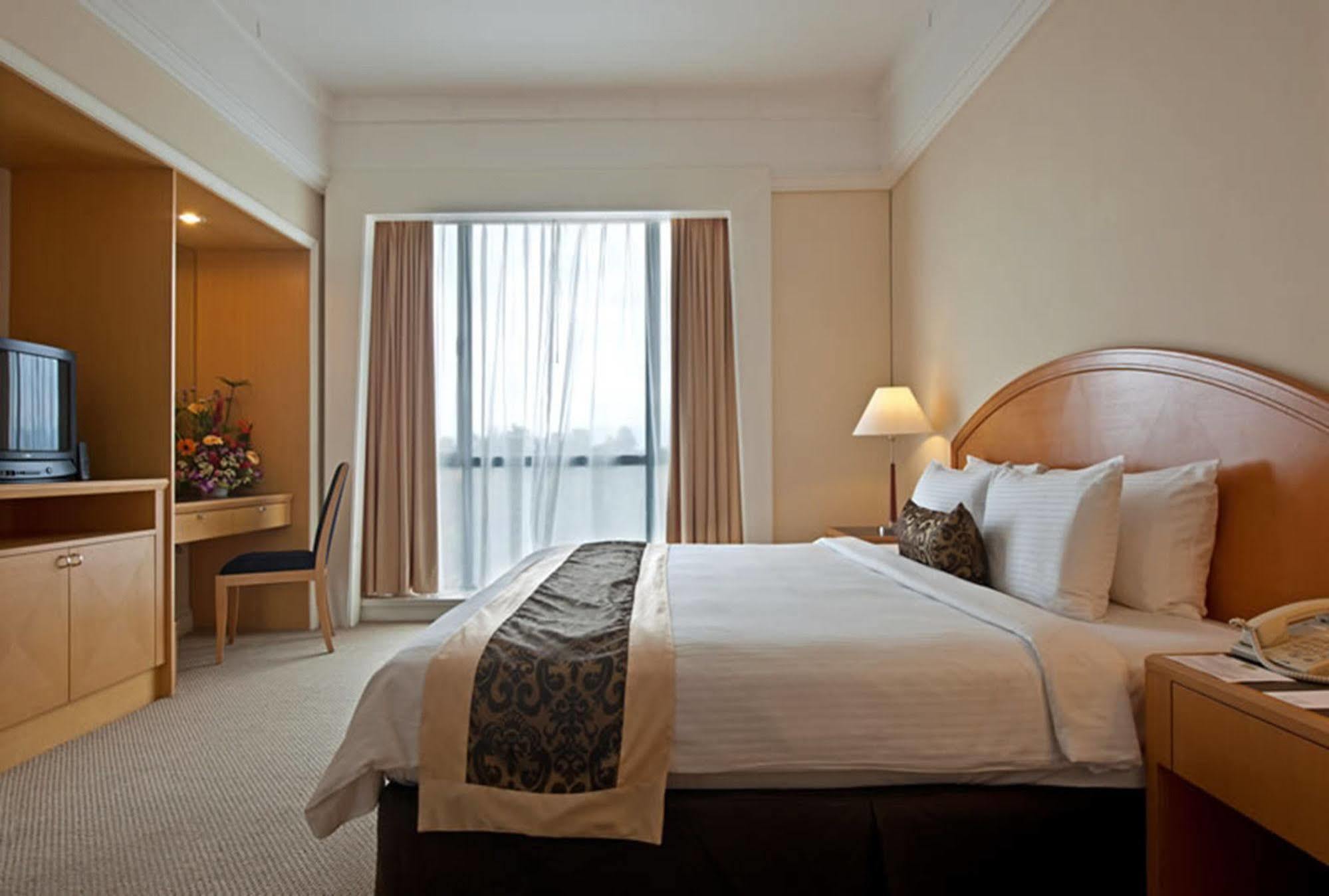 Royale Chulan Hotel 5*